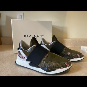 Givenchy Runner Elastic Slip-On Sneaker